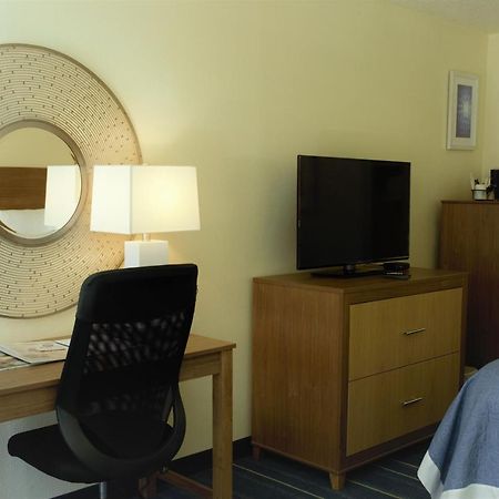 Days Inn By Wyndham Newark Wilmington Luaran gambar
