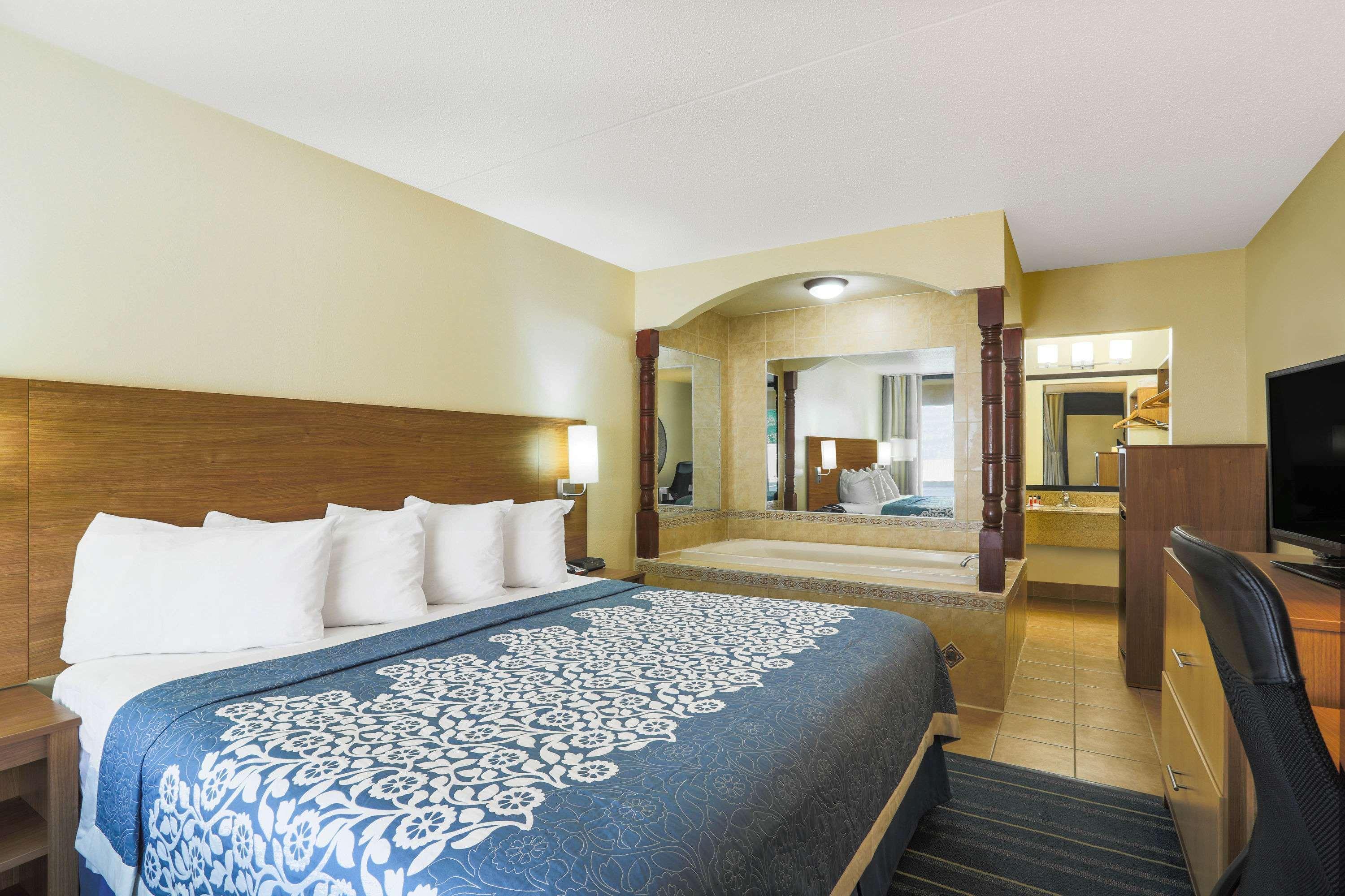 Days Inn By Wyndham Newark Wilmington Luaran gambar