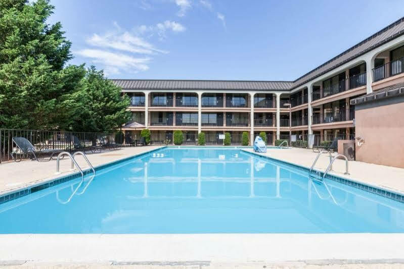 Days Inn By Wyndham Newark Wilmington Luaran gambar