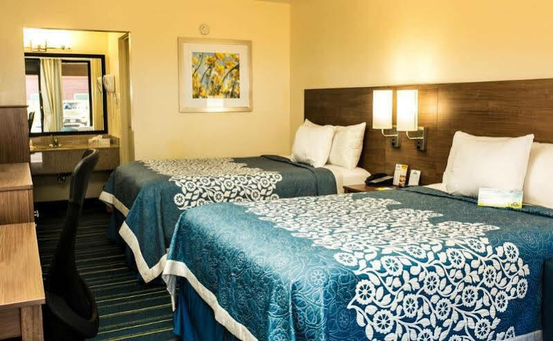 Days Inn By Wyndham Newark Wilmington Luaran gambar