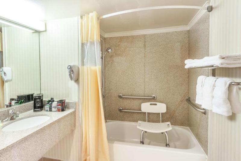 Days Inn By Wyndham Newark Wilmington Luaran gambar